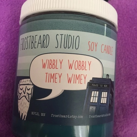 Dr. Who Wibbly Wobbly Timey Wimey Bookish Candle - Picture 2 of 9